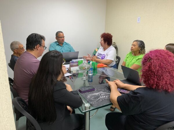 Reunião com a 1ª secretária do ANDES, representantes do ANDES Caroline de Araújo Lima